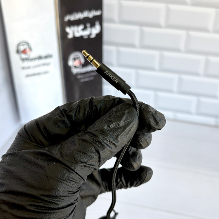 اتصال آیفون به ضبط ماشین با کابل لایتنینگ انکر 