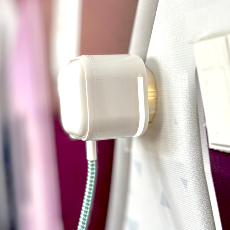 تبدیل چراغدار مناسب برای شارژر ٢٠ وات آیفون