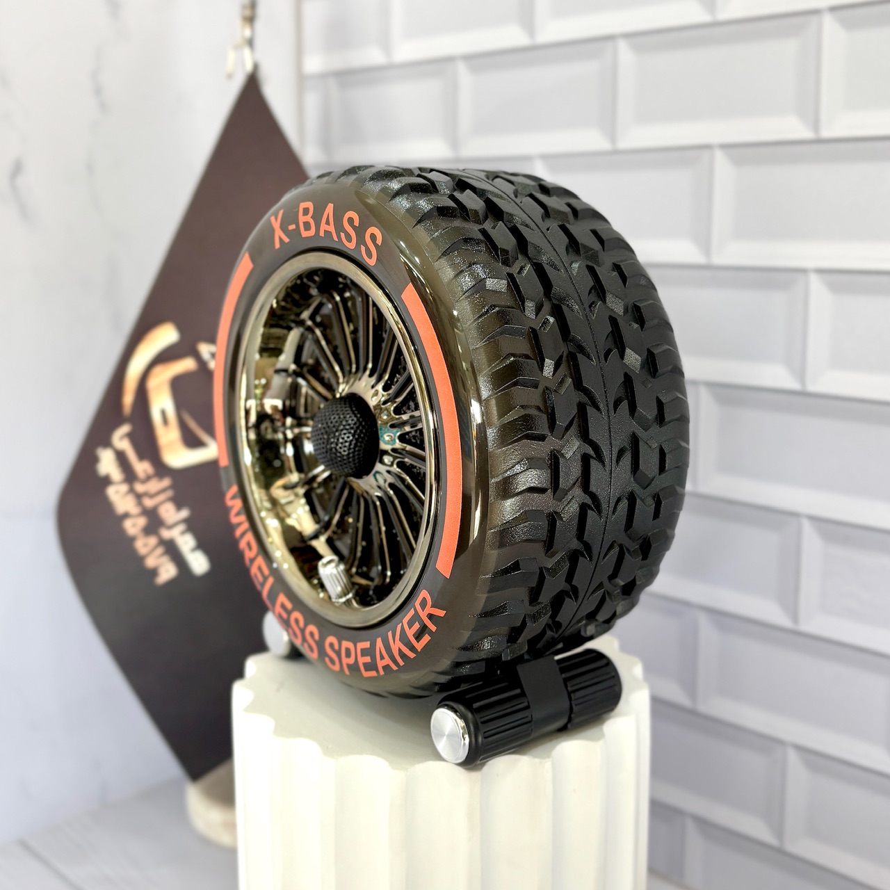 اسپیکر شارژی 3000 میلی‌آمپر Sing-e ZQS-818 با طراحی خاص