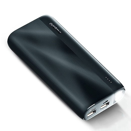 درگاههای خروجی USB و Type-C پاوربانک Traveler 4 Pro با توان 20 وات PD