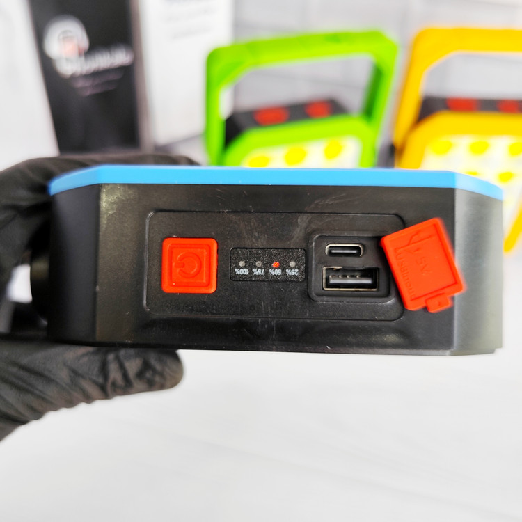 پروژکتور خورشیدی قابل حمل با درگاه USB و Type-C