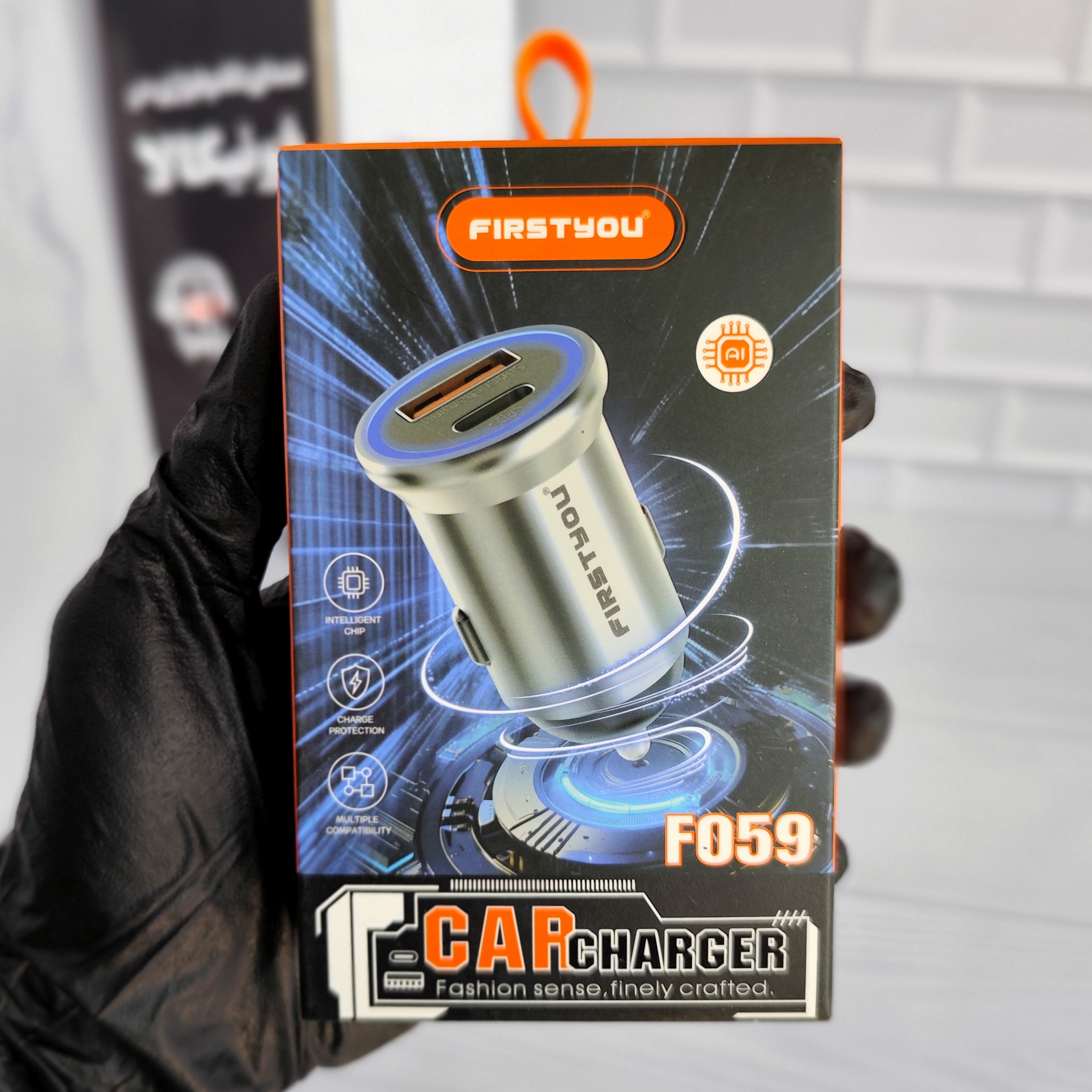 شارژر فندکی FIRSTYOU F059 با دو پورت USB و Type-C